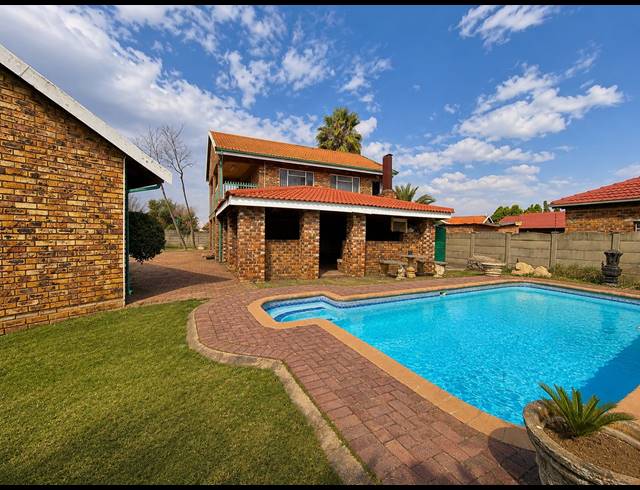 3 BEDROOM HOUSE FOR SALE IN WALDRIFT